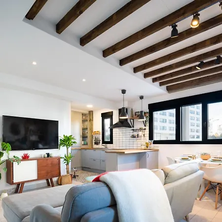 Duplex De Diseno Cerca De Riazor