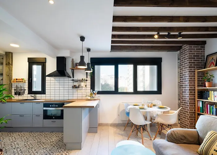Duplex De Diseno Cerca De Riazor アパート ア・コルーニャ
