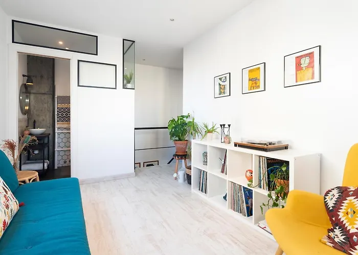 アパート Duplex De Diseno Cerca De Riazor ア・コルーニャ